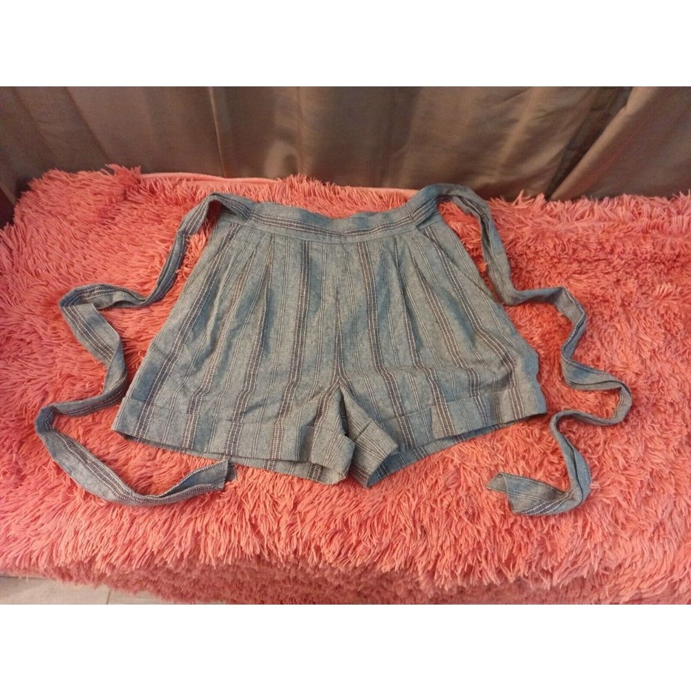 Women's Fossil Gray/Maroon Tie High Waist Pleated Front Shorts With Pockets Sz 8